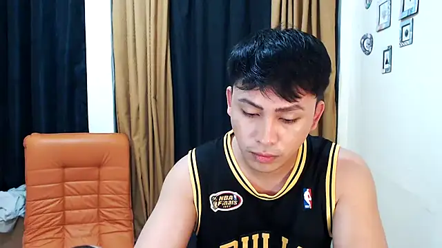 princeJayX online show from December 15, 4:28 am