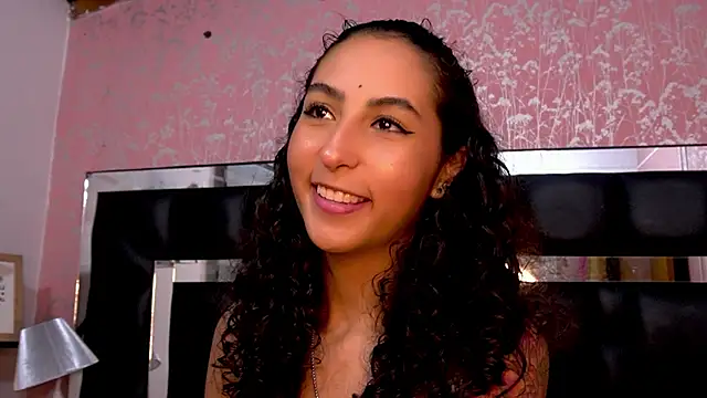 agatha collins  online show from January 11, 7:16 pm