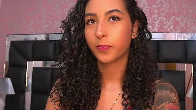 agatha collins  online show from January 24, 7:18 pm