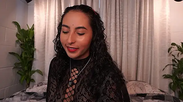 agatha collins  online show from March 27, 6:29 pm