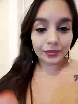 piiruwx online show from December 7, 11:45 pm