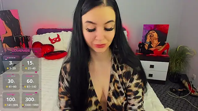 KeiraChoCo online show from November 12, 7:35 pm