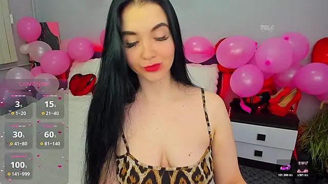 Snapshot of KeiraChoCo chatting on February 25, 8:40 pm KeiraChoCo online show from February 25, 8:40 pm