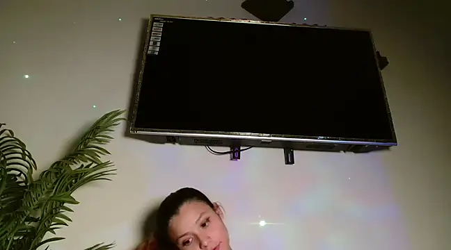3littleschoolteens online show from January 29, 8:08 am