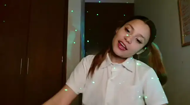 3littleschoolteens online show from February 5, 4:59 am