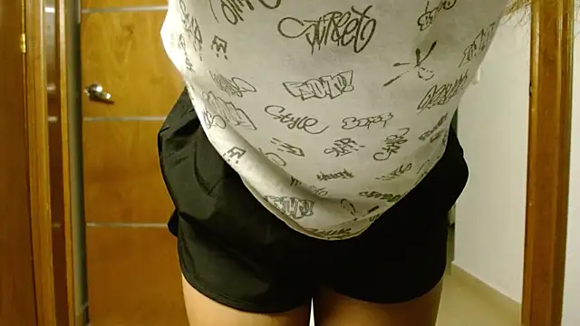 3littleschoolteens online show from February 12, 5:05 am