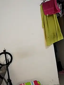 Snapshot of Aishamara chatting on February 1, 1:04 am Aishamara online show from February 1, 1:04 am