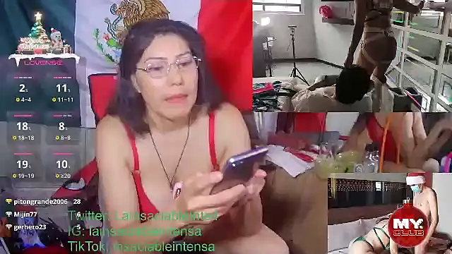 Snapshot of LaInsaciableIntensa chatting on January 19, 12:17 am LaInsaciableIntensa online show from January 19, 12:17 am
