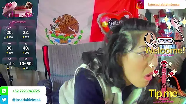 Snapshot of LaInsaciableIntensa chatting on February 16, 1:27 pm LaInsaciableIntensa online show from February 16, 1:27 pm