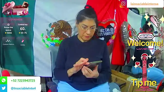 Snapshot of LaInsaciableIntensa chatting on February 18, 10:47 pm LaInsaciableIntensa online show from February 18, 10:47 pm
