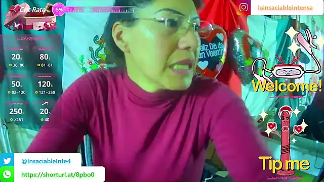 Snapshot of LaInsaciableIntensa chatting on February 21, 10:59 pm LaInsaciableIntensa online show from February 21, 10:59 pm