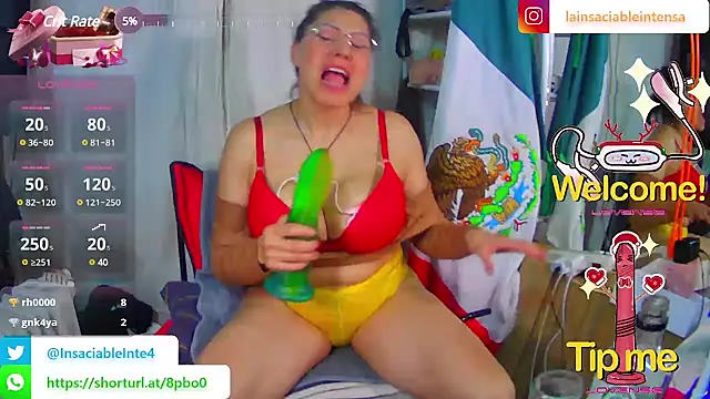 Snapshot of LaInsaciableIntensa chatting on February 28, 1:26 am LaInsaciableIntensa online show from February 28, 1:26 am