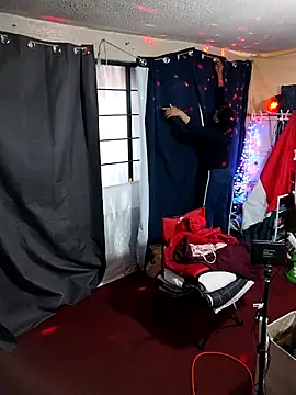 LaInsaciableIntensa online show from November 9, 10:19 pm