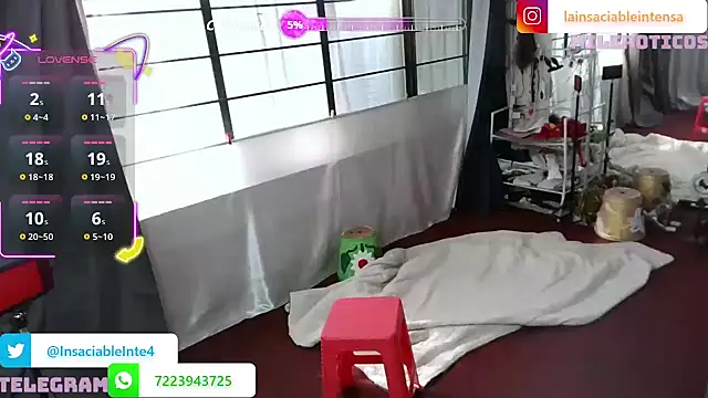 LaInsaciableIntensa online show from November 21, 5:11 pm