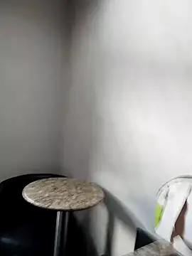 LaInsaciableIntensa online show from January 18, 11:30 pm