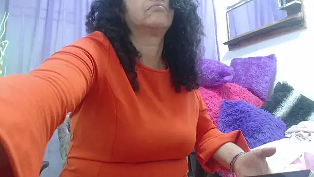 heyline milf online show from October 7, 1:03 am