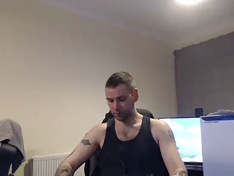 Snapshot of Atheist777 chatting on December 25, 11:31 pm Atheist777 online show from December 25, 11:31 pm