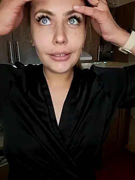 Keli Jessi online show from December 7, 4:25 pm