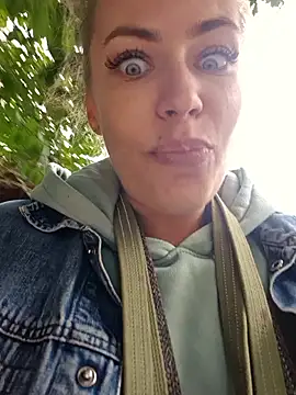 Keli Jessi online show from September 25, 12:31 pm