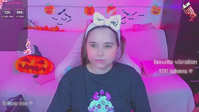 Lolisuccub online show from October 16, 7:48 pm