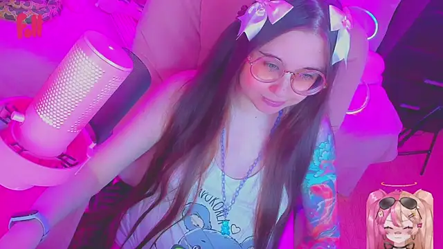 Lolisuccub online show from July 9, 6:45 pm