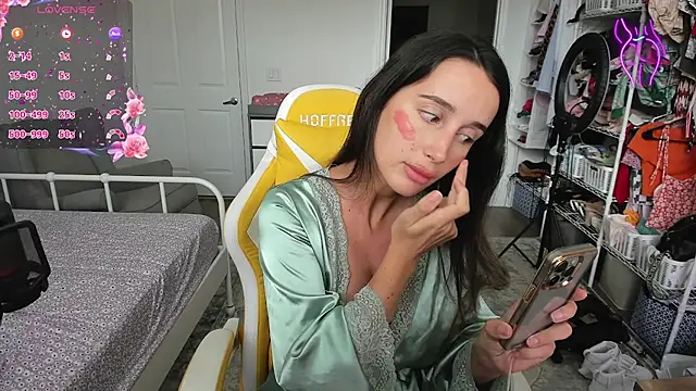 sweetbuttocks1 online show from January 17, 5:38 pm