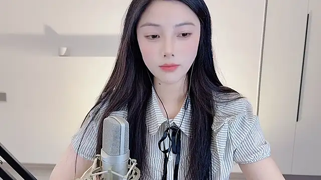 HaagenDazs  online show from February 19, 12:11 pm