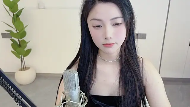 HaagenDazs  online show from March 18, 3:42 am