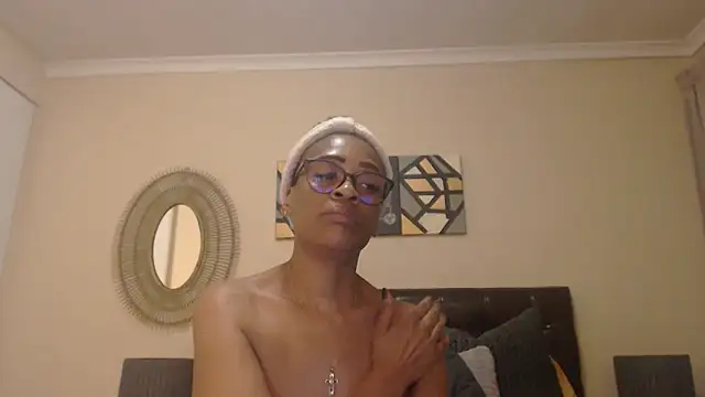 Snapshot of Creamyass22 chatting on March 15, 5:37 pm Creamyass22 online show from March 15, 5:37 pm