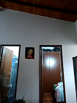 LunaZambrano online show from January 25, 3:41 pm