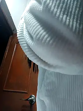 LunaZambrano online show from December 4, 3:49 am