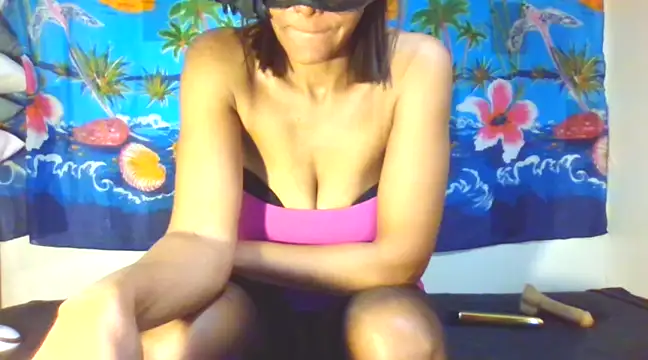 laetitiafun online show from March 5, 2:34 pm