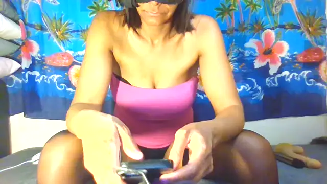 laetitiafun online show from March 8, 10:13 pm