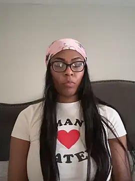 Snapshot of CandyLuxxxx chatting on January 26, 11:08 pm CandyLuxxxx online show from January 26, 11:08 pm