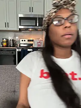 CandyLuxxxx online show from October 14, 3:46 pm