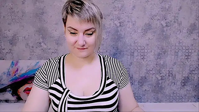 Djullia online show from October 9, 5:49 am