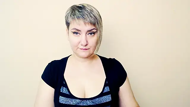 Djullia online show from October 10, 6:45 am