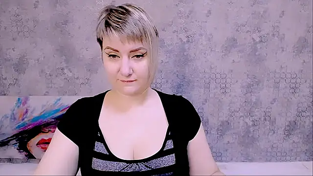 Djullia online show from October 18, 5:10 am