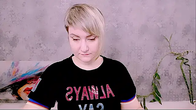 Djullia online show from January 8, 6:16 am