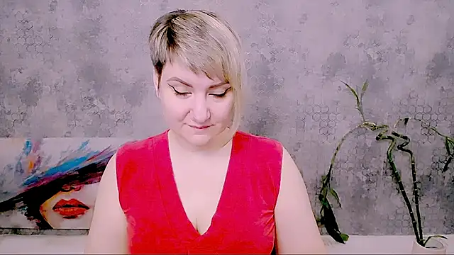 Djullia online show from March 28, 6:13 am