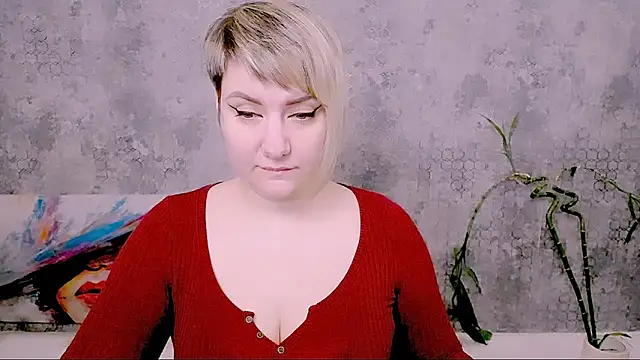 Djullia online show from March 29, 5:07 am