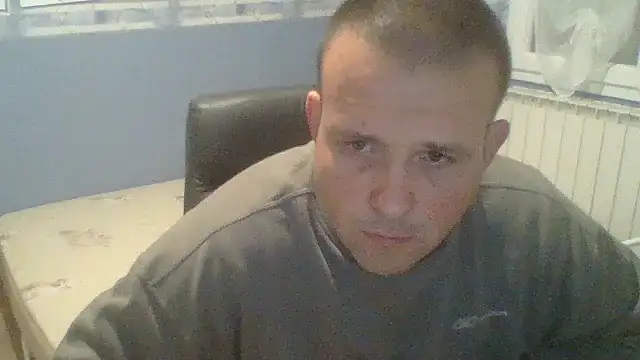 Snapshot of manubm03 chatting on October 24, 6:26 pm manubm03 online show from October 24, 6:26 pm