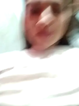 annie-19 online show from February 22, 7:47 pm