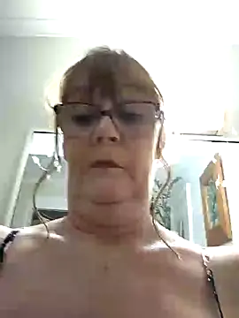 bellaau online show from January 17, 7:08 am