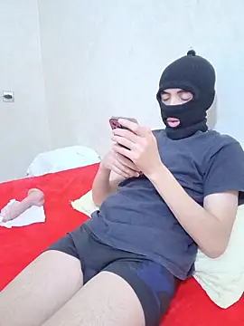 arabqueen online show from November 6, 9:15 pm