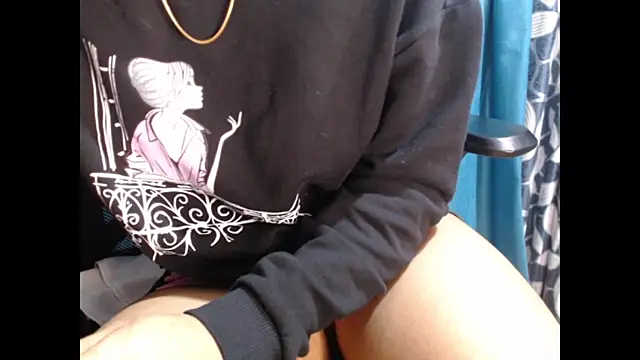 CuteRhea69 online show from January 17, 5:41 pm