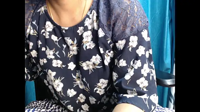 CuteRhea69 online show from February 5, 3:20 pm