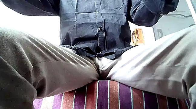 Snapshot of manan28 chatting on December 26, 9:44 am manan28 online show from December 26, 9:44 am