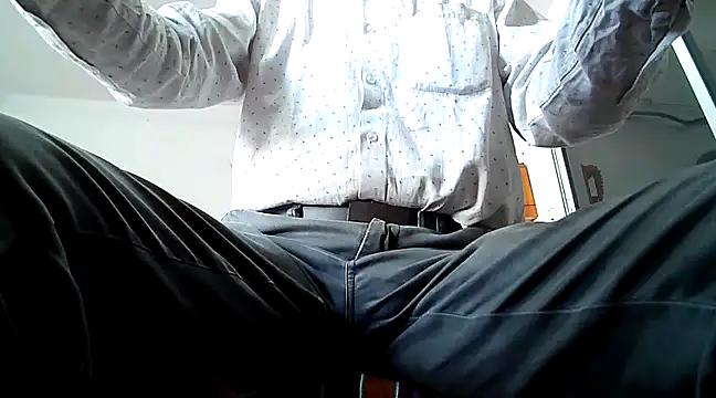 Snapshot of manan28 chatting on December 28, 7:33 am manan28 online show from December 28, 7:33 am