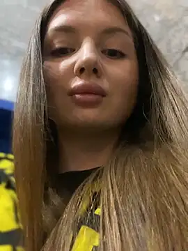 KrisMagnoly online show from March 1, 4:20 pm